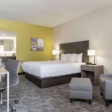 Quality Inn Asheville Downtown Tunnel Rd Екстериор снимка