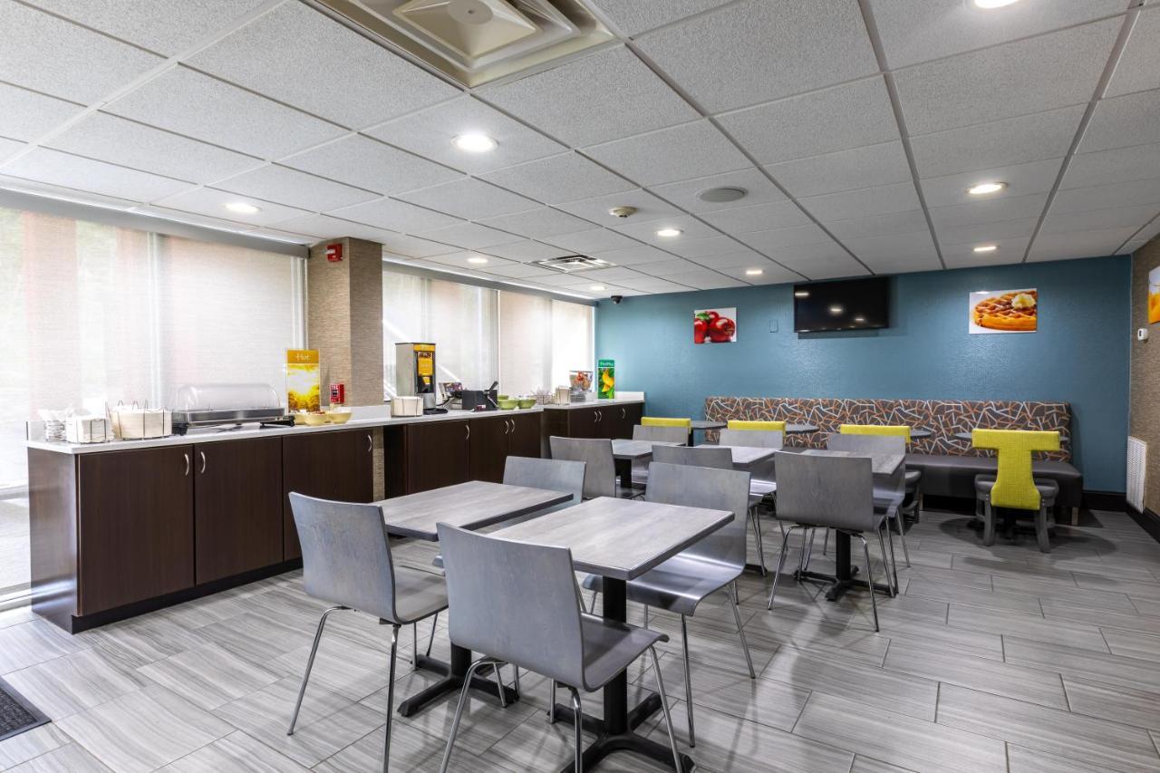Quality Inn Asheville Downtown Tunnel Rd Екстериор снимка