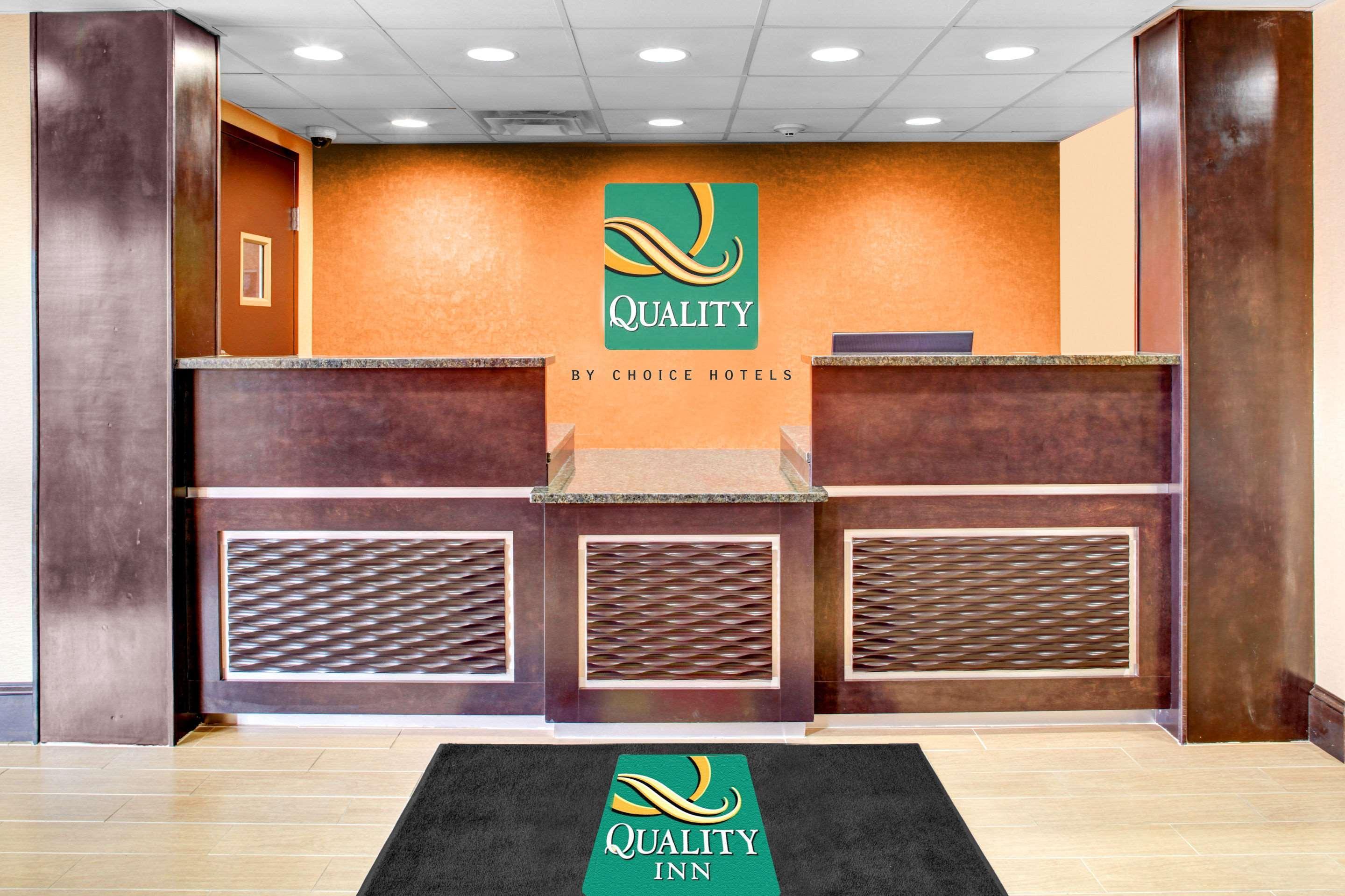 Quality Inn Asheville Downtown Tunnel Rd Екстериор снимка