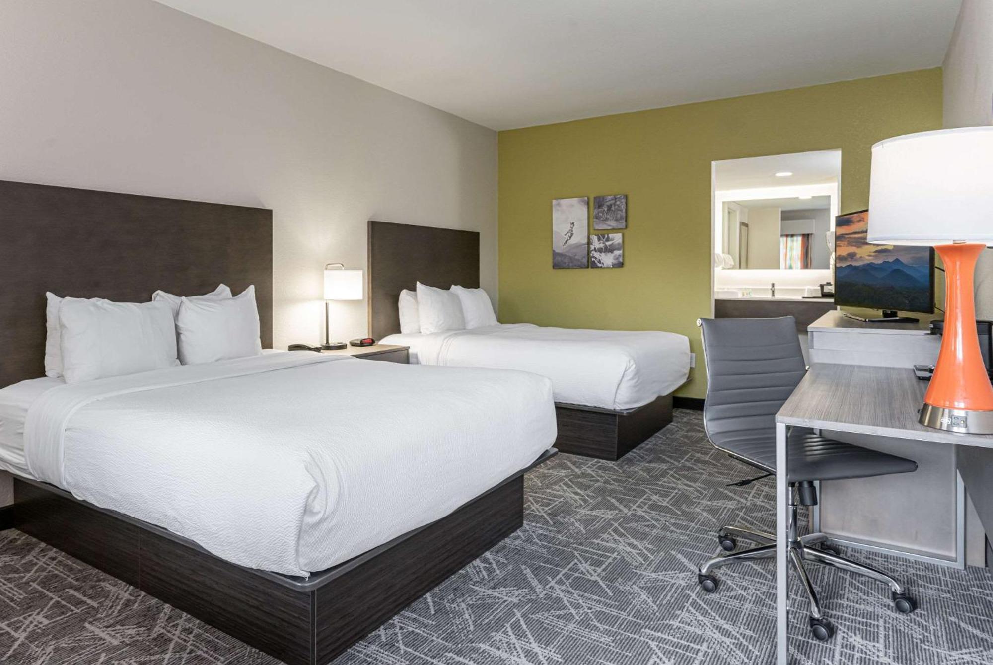 Quality Inn Asheville Downtown Tunnel Rd Екстериор снимка